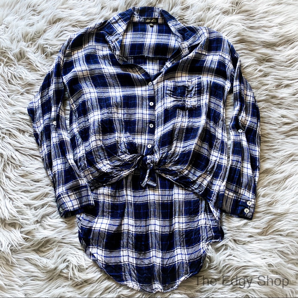 Bella Edge | Bree Blue Black Plaid Checkered Top - Picture 7 of 11